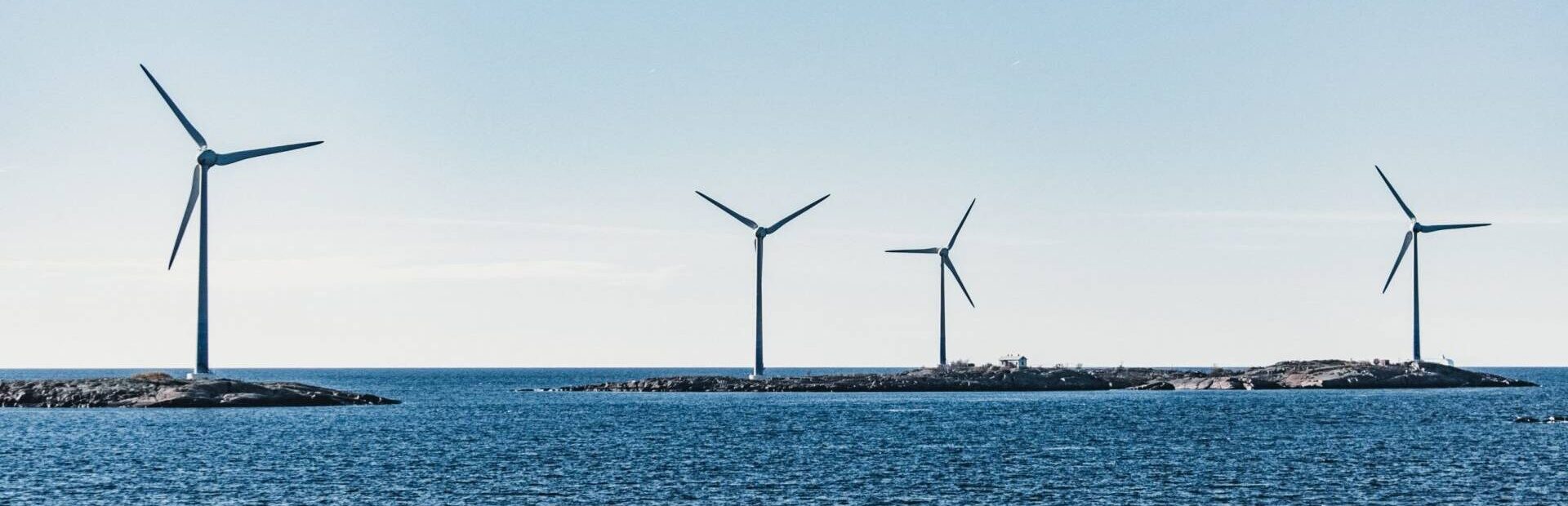 SLIDE 3 _ mary-ray-klVPRIylMJY-unsplash-scaled